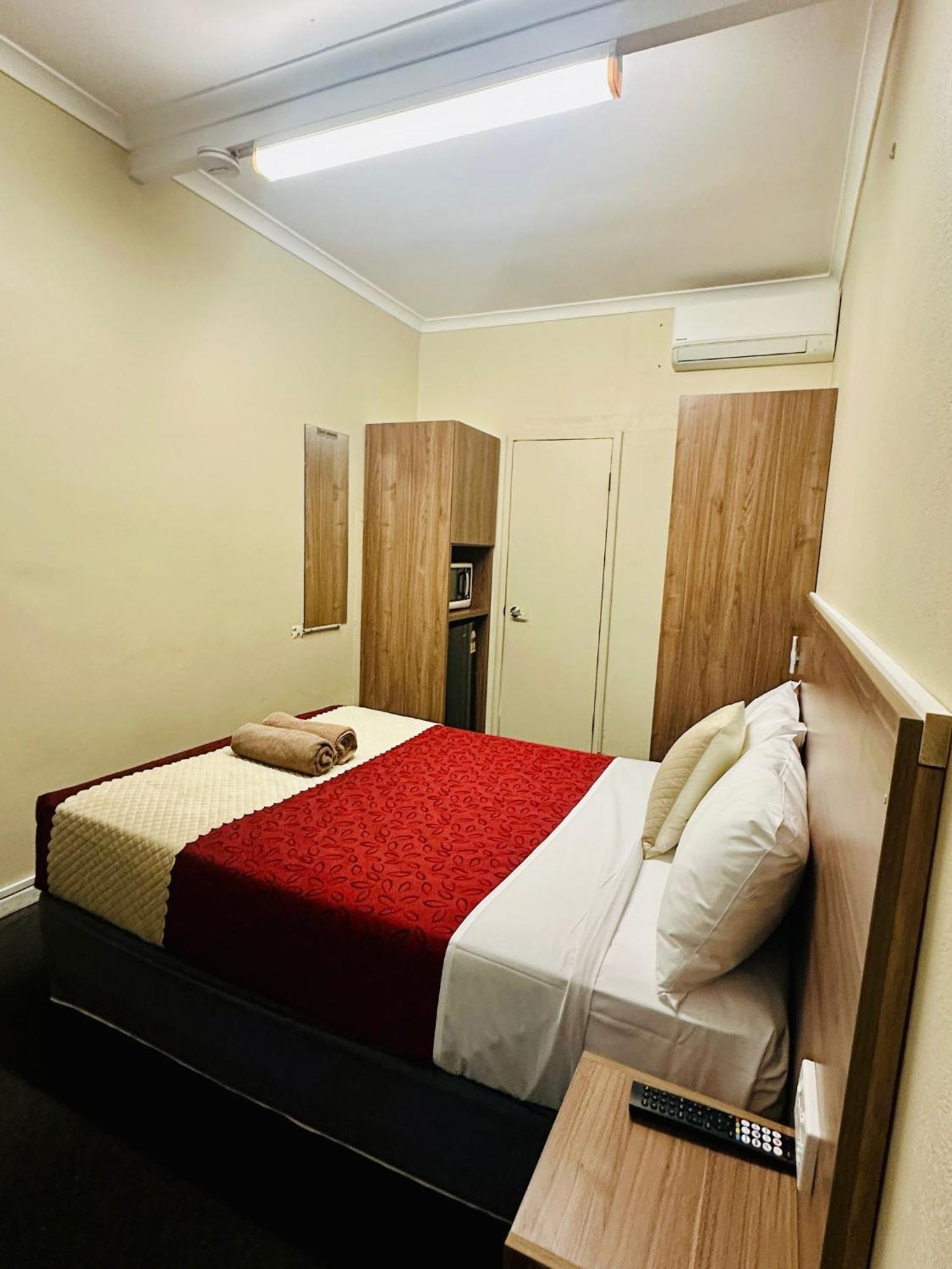 Wattle Tree Motel Cootamundra Ngoại thất bức ảnh